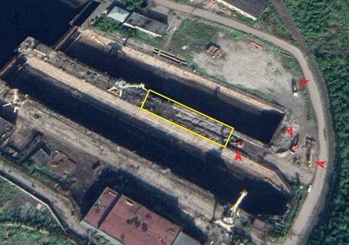 库兹涅佐夫明年进坞没问题,俄海军修船厂干船坞隔墙已打通50